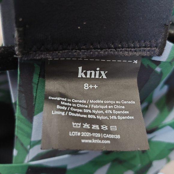 Knix Catalyst Front Zip Sports Bra - Picture 7 of 7